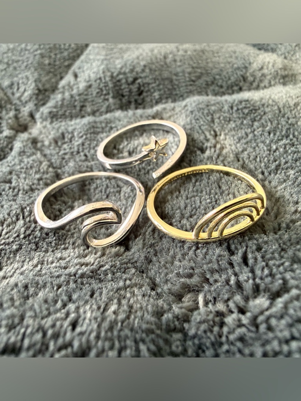 Pura Vida Mixed Metal Stackable Rings — Gold & Silver